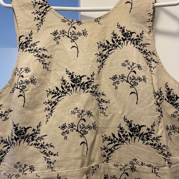 Brand new Gap knee length dress - Picture 2 of 3